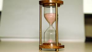 Hourglass chess clock
