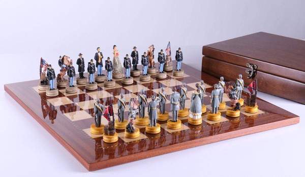 US American CIVIL WAR Queens CHESS SET with 17" Gloss Walnut Color Storage Board 